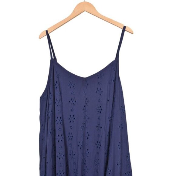 Torrid Maxi Challis Trapeze Dress Blue Embroidery Eyelet Flowy Size 3X - Picture 4 of 11